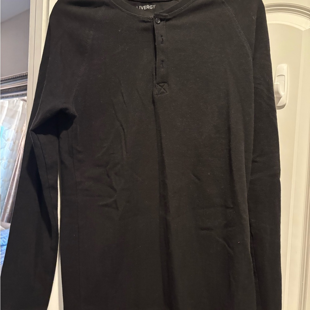 Men's Black Long Sleeve Shirt